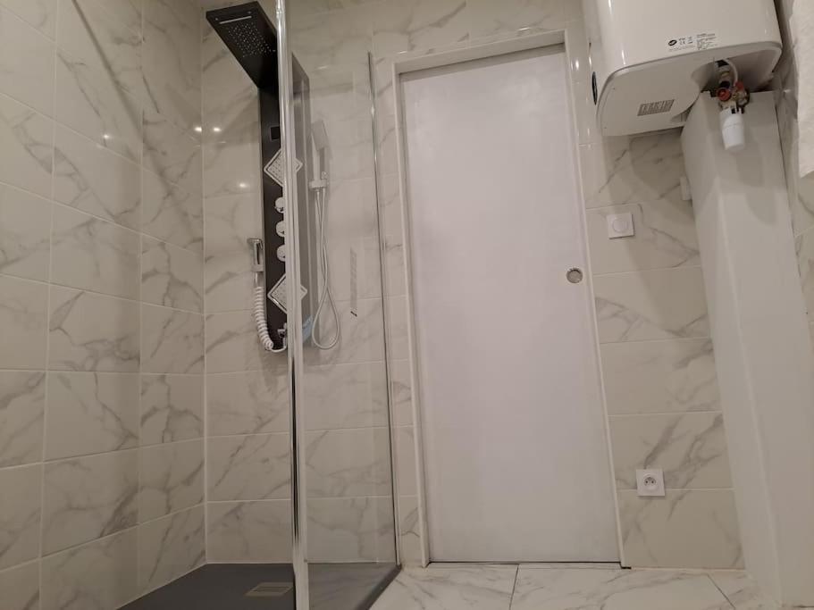 Apartament 24H Course/Moto/ Oasis / Antares Le Mans Zewnętrze zdjęcie